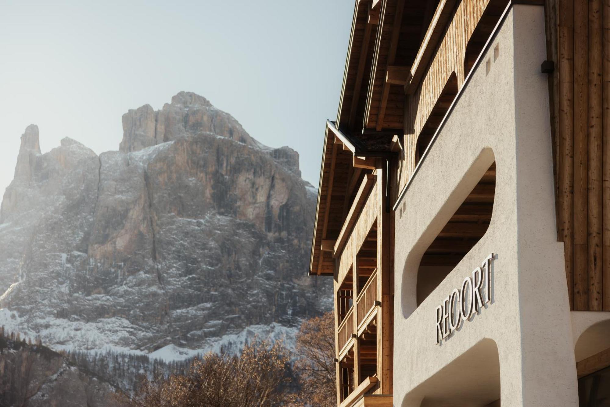 Hotel Recort Colfosco Exterior photo